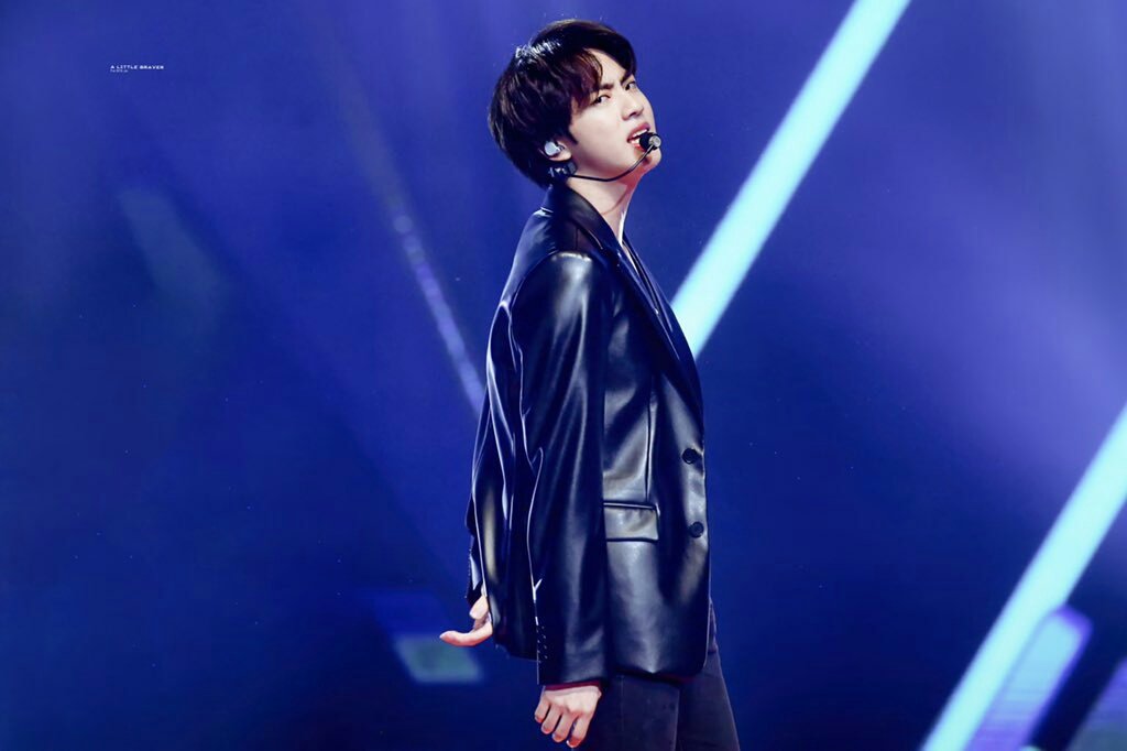 | thread |  Seokjin wearing black