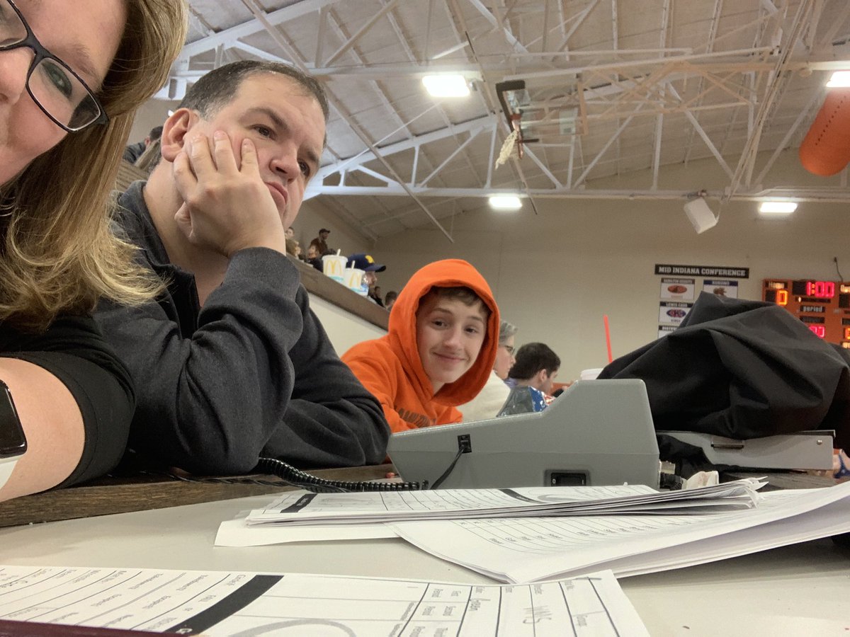 tzachary3's tweet photo. Nothing like a fun day at wrestling meet!  Donovan and I learning how to accomplish this scoring task. https://t.co/gvApUPLZYZ