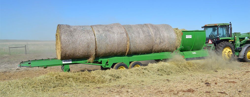 KramerRanchHand's tweet photo. Kramer Ranch Hand Six Bale Processor https://t.co/4i8SclzHYv via @YouTube https://t.co/lHaypdU5Qj