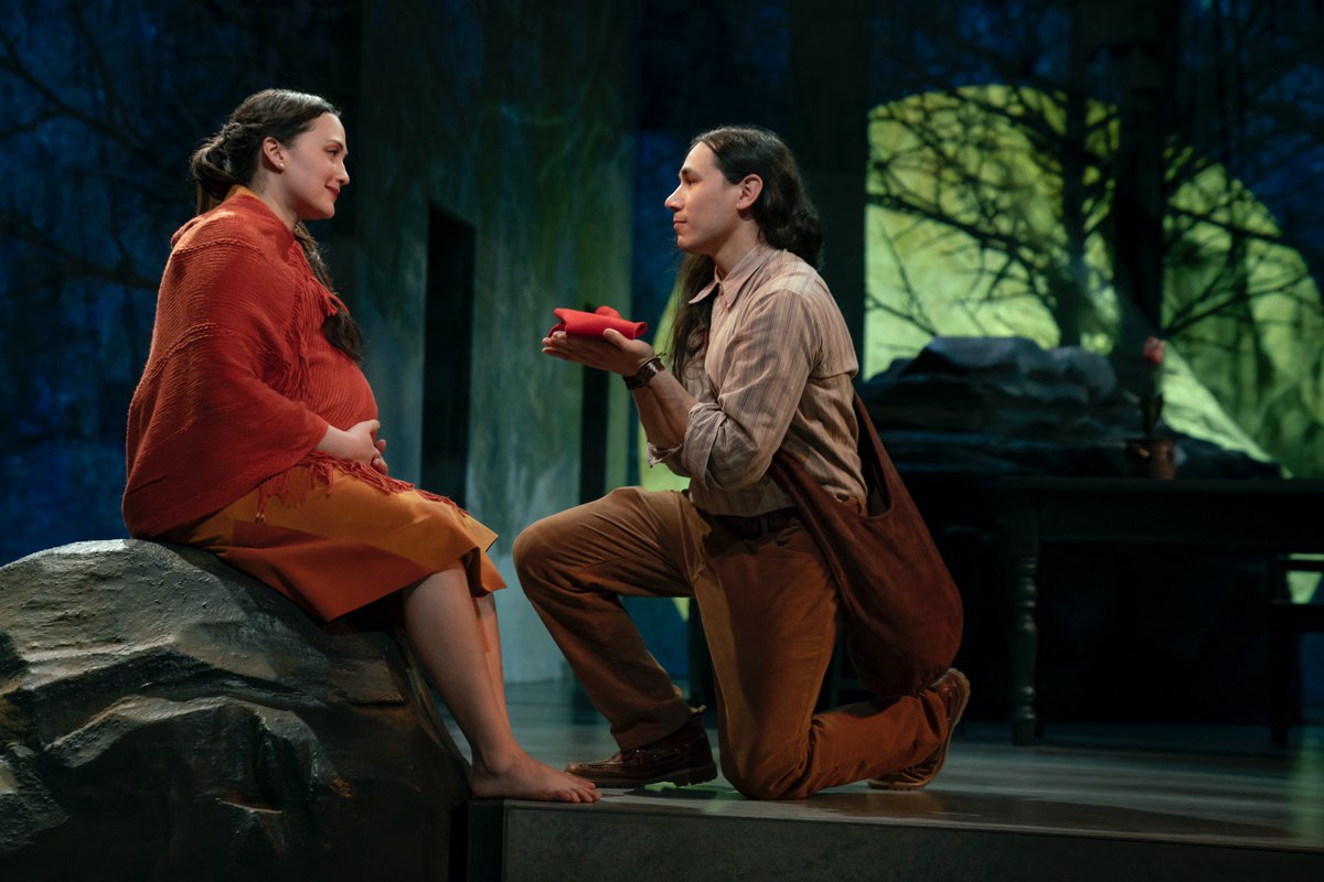 MKNAGLE's tweet image. Happy Closing to the amazing cast of #Manahatta @yalerep ! I love you all! w'anishi! #InsteadOfRedface #IllumiNative