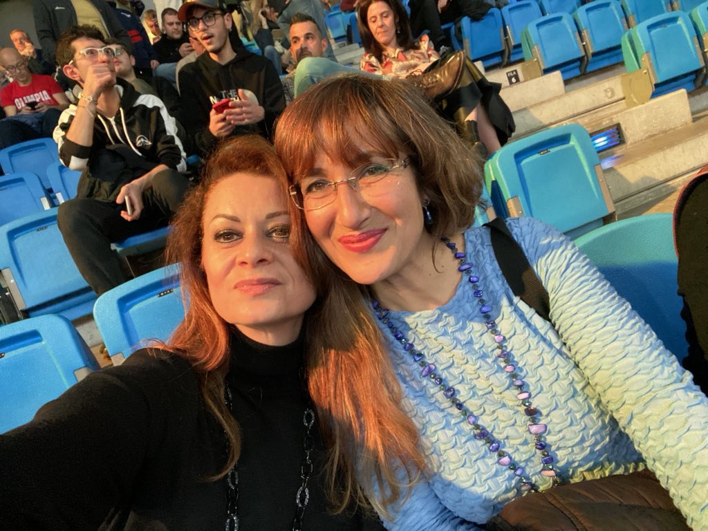 Emystarlight's tweet photo. 🏀🏀🏀 #sabato #final8th 💪🏼💪🏼💪🏼 https://t.co/aU4AcJU5sR