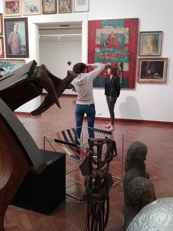 EHdMv's tweet photo. Ordenando fotos para la web del proyecto "Ahogada en otro Tíber" me encuentro con estos recuerdos. #FNALAB Mayo 2018. Museo Rosa Galisteo de Rodríguez. Santa Fe. Beca creación letras 2017. Gran grupo de trabajo. https://t.co/mopB9XYr05