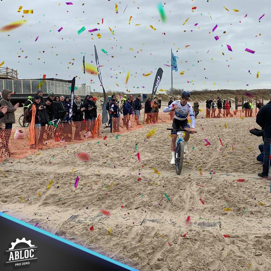 Dutch champion beachracing! 😀
🔴⚪️🔵
