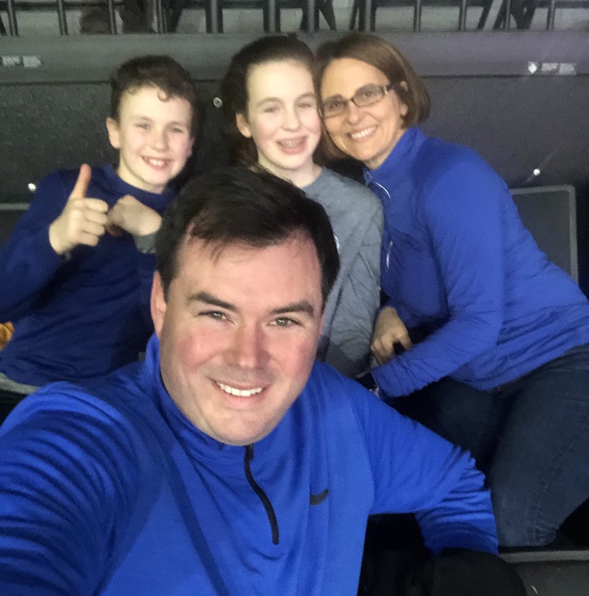 When ⁦<a href="/CoachWoodward40/">Duane Woodward</a>⁩ and the ⁦<a href="/SetonHallMBB/">Seton Hall Men's Basketball</a>⁩ team are in the area, “We’re HALL-in’ it together!” Go Pirates!
