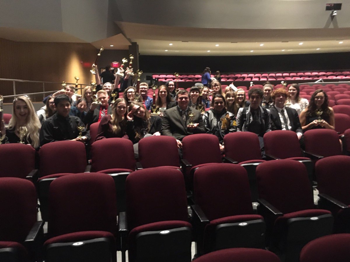 Congratulations to the Neosho Speech and Debate Squad for placing 1st out of 27 schools at the Joplin Tournament.