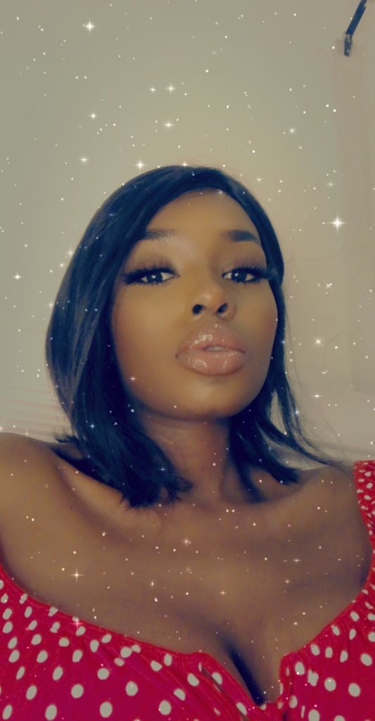 mancubeza's tweet photo. It makes sense to post them twice 😘✌🏾 https://t.co/Q31RYYSsT2