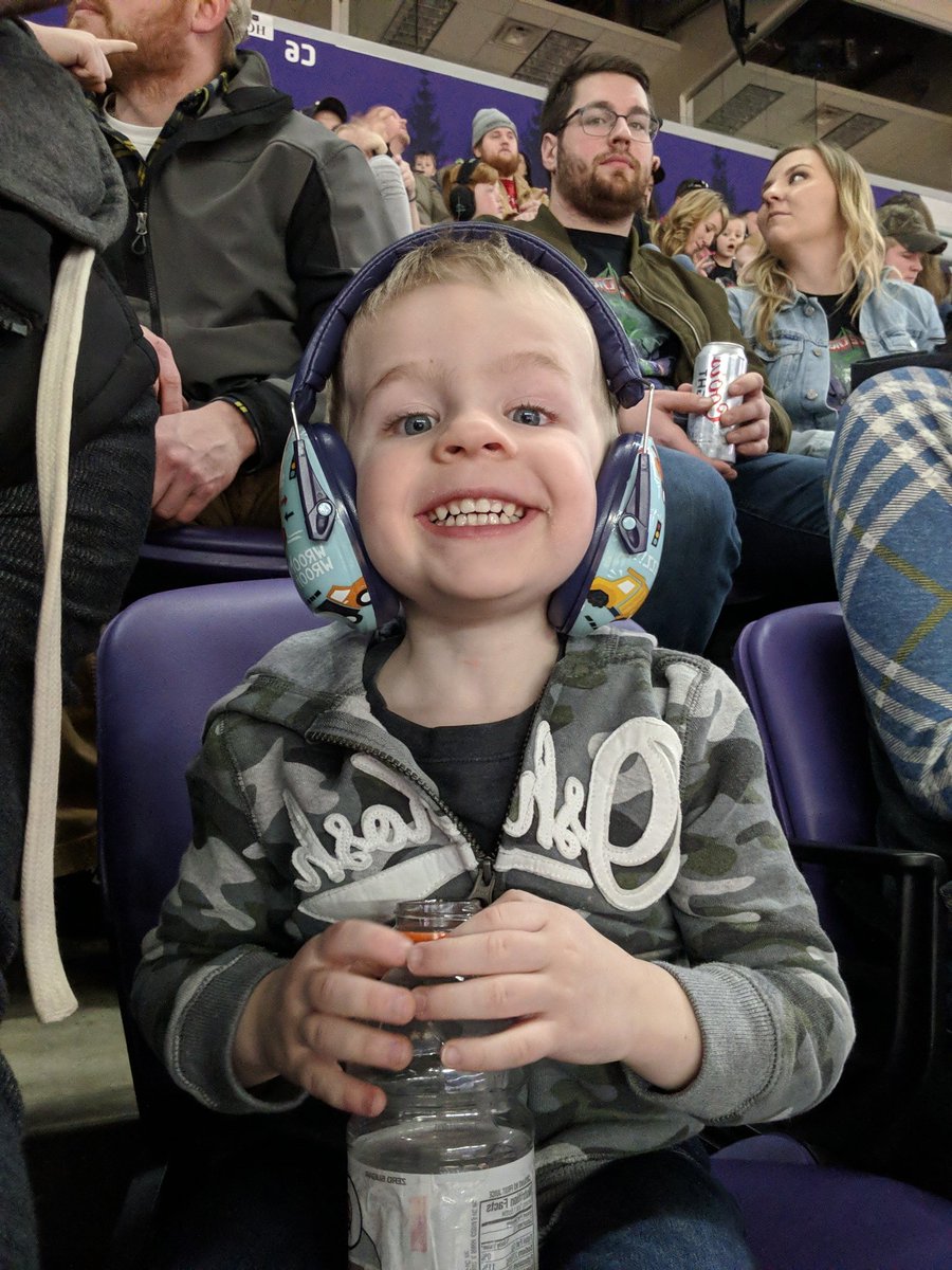 KCBeitz's tweet photo. #monsterjam https://t.co/XOVzPHG0nv