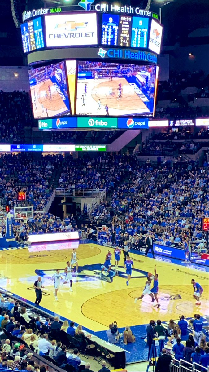bensonelizab's tweet photo. Last time I was here, I got to see my childhood crush, @dougmcdermott score his 3000th point. It was WILD. Thankful to be back cheering on the Jays tonight! Thanks @BrianKooienga !! #GoJays #Dougisstillmycrush https://t.co/Yinxrn0HW7