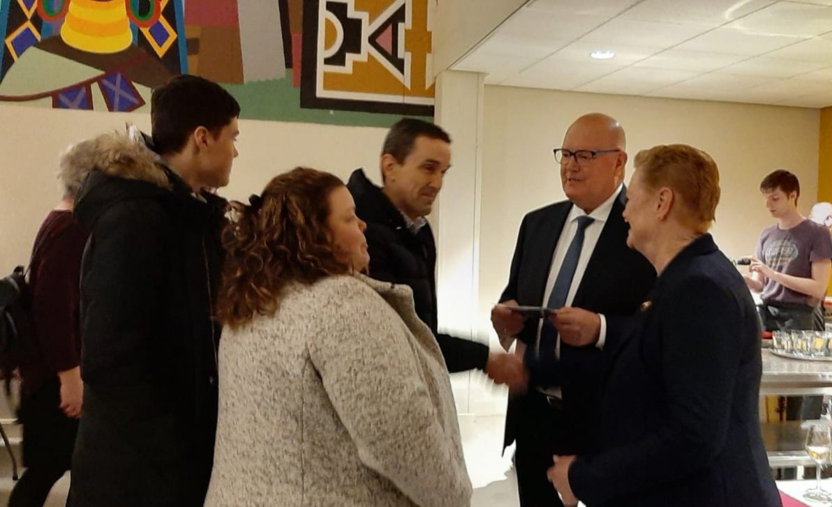 mwjagt's tweet photo. Afscheidsreceptie SHZL.
Het vrijwilligerswerk is voorbij, het is een mooie tijd geweest. https://t.co/QRhrDNDhjI