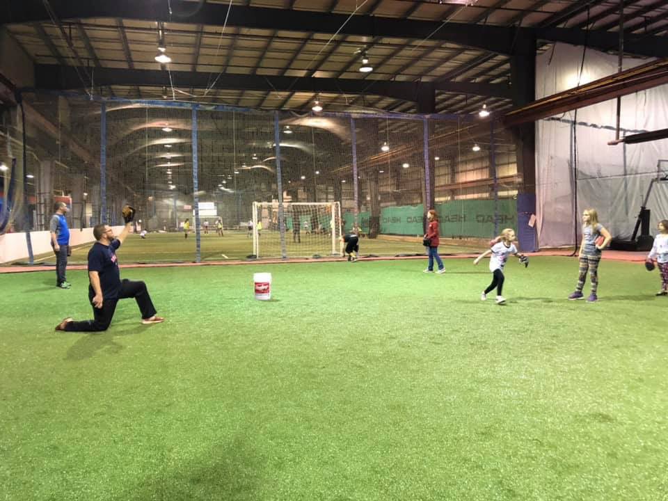 CoachScottbase's tweet photo. Interested in girls baseball in Brantford .... Contact Scott at scottchapman13@hotmail.com https://t.co/NEs8DGiasl