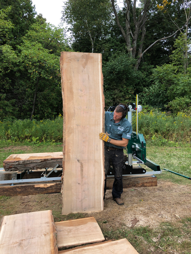 WoodlandMills's tweet photo. The #HM130MAX is a wide capacity #sawmill for sawyers looking to mill popular wide edge slabs. Featuring a 30” diameter log capacity matched with a 30”throat opening that produces stunning high-value live edge boards.
#wideslabs #woodworking #tabletops #bartops #slabs
#sawmill https://t.co/Flu9D8ttnq