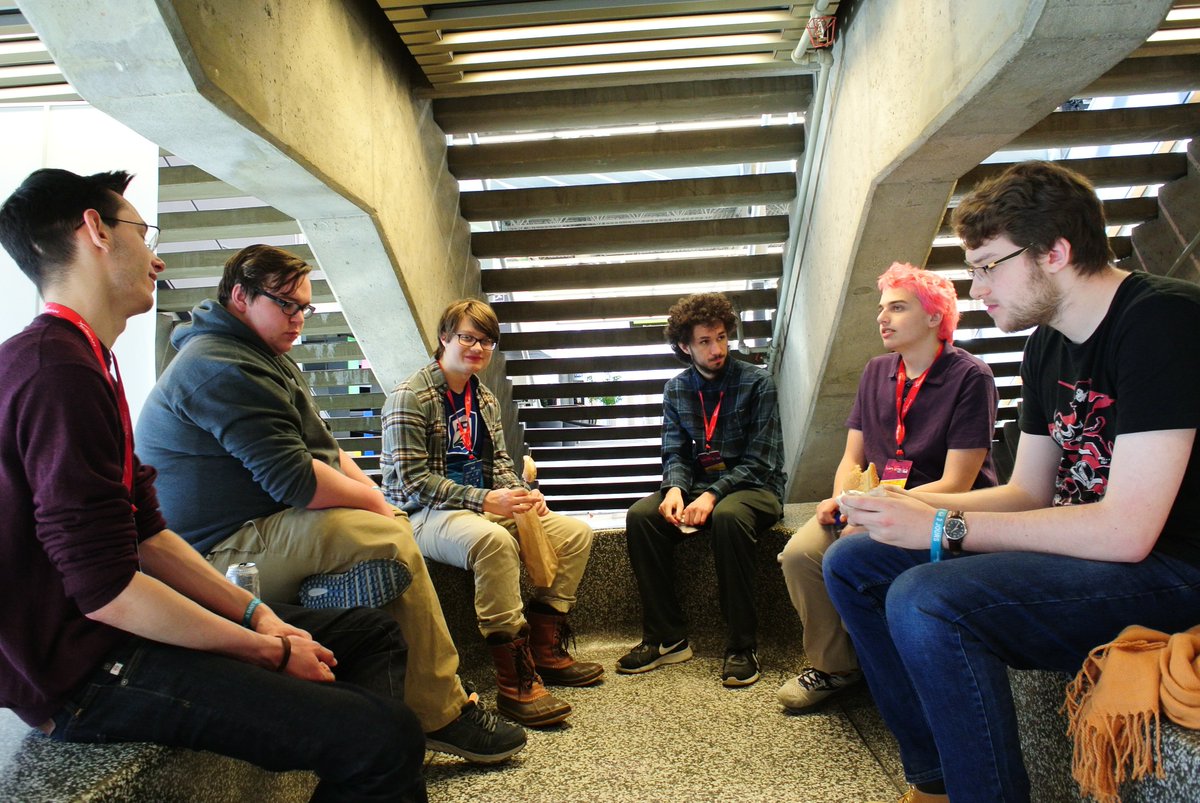 ChamplainLoL's tweet image. Care to join us in the alcove for a snack break? After a 1-2 record in Groups, tune in LIVE🔴at twitch.tv/champlainlolgg as we enter our first game in the Playoffs stage at LAN ETS 2020!