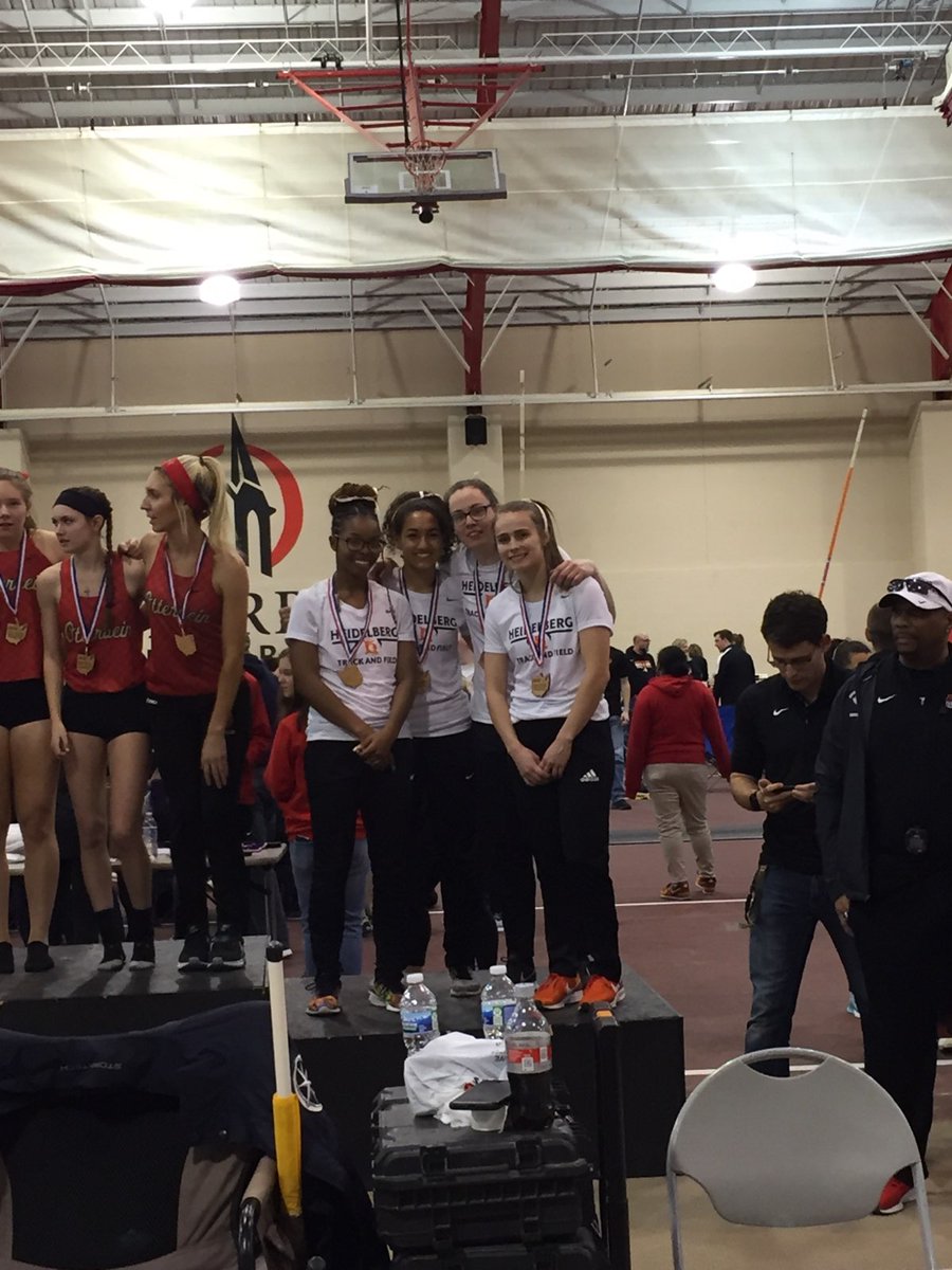 Just in from All-Ohio... Women's 4x200 finish second earning All-Ohio status AND snag a school record in a 1:45.47!! #BergPride #ForeverRoyal