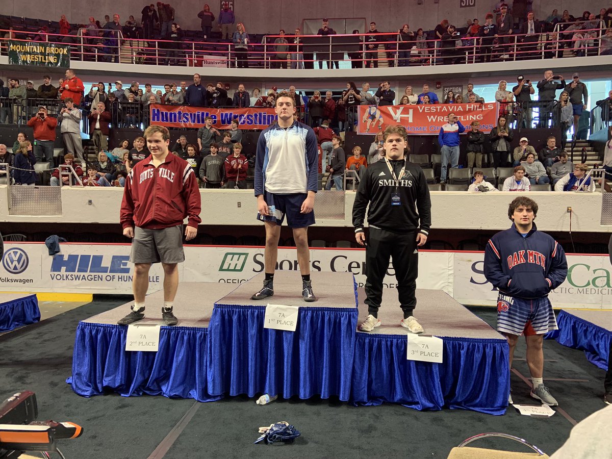 jcjetswrestling's tweet photo. Ryan Keepers is a STATE CHAMPION! He finishes first in the 220lb class! Sebastian Davis finishes 4th in state in 152lb class.@rjkeepers @jc_jets #GoJets #GreattobeaJet https://t.co/dNP3ZxU1J9