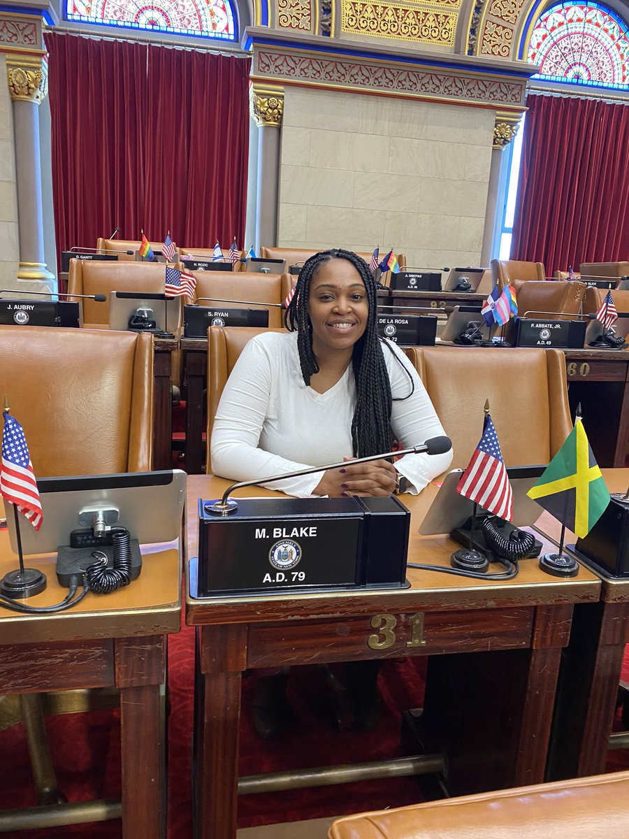 Chantelj79's tweet photo. @MrMikeBlake can I have this seat??? #chantel2020 https://t.co/HyAptgDjDs
