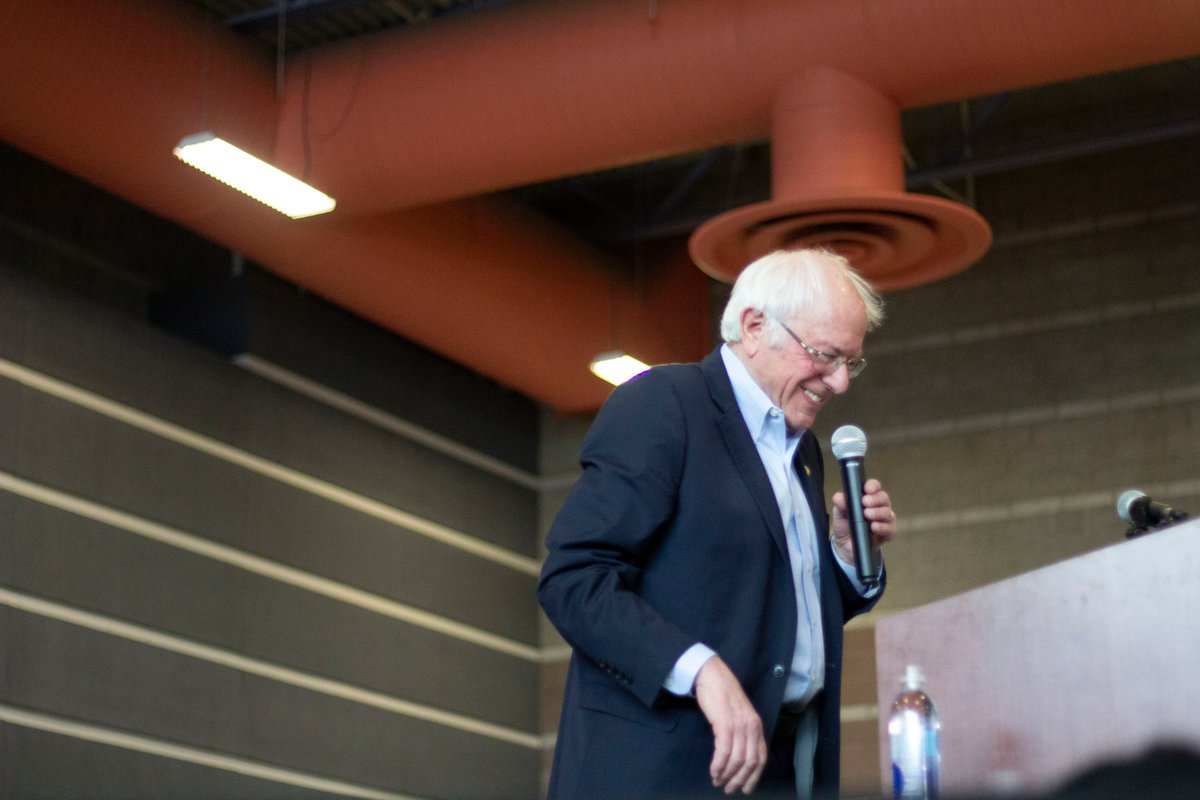 rafaelshimunov's tweet photo. A thread of Nevada @BernieSanders photos by my 10 year old #Nadia4Bernie. 

I'm so proud. 

#Road2Bernie #NevadaCaucus (press credit: Nadia Shimunova. She says no permission for Fox News, Breitbart or alt right media) https://t.co/oBtATgxO7R