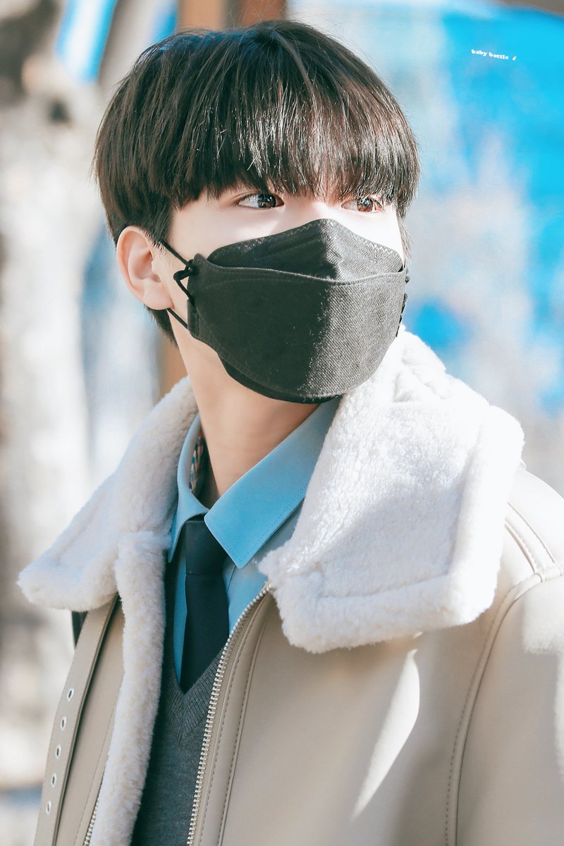 GHOST9Brasil_'s tweet photo. 📷 | [#HD] 06.02.20 - Jinwoo durante a sua formatura.

cr. nas fotos
#LeeJinwoo #이진우 #Maroo #TEENTEEN #VERYONTOP #틴틴 https://t.co/CKQMHQD9Mg