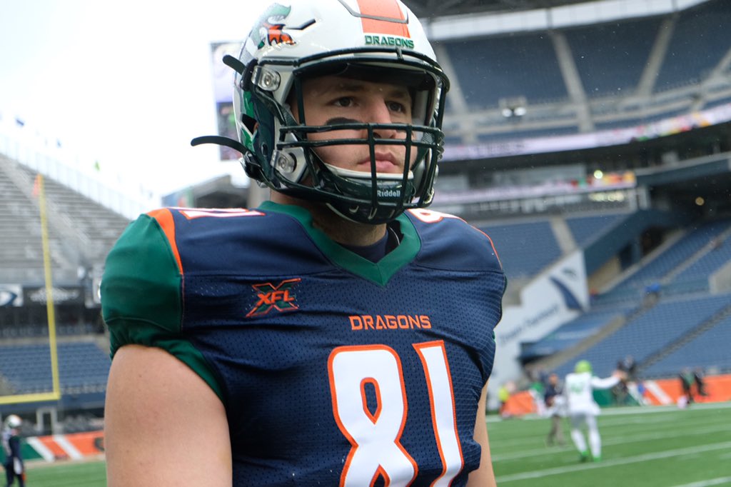 UFLSeaDragons's tweet photo. Tight ends are ready to go. 

#ForTheLoveOfFootball | #BreathingFire 🔥🐲 https://t.co/Hx2Wz929cq