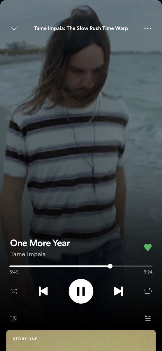 daniellemark_'s tweet photo. If Kevin from Tame Impala is wearing wire earphones I am wearing wire earphones https://t.co/5dMyI9rSXc