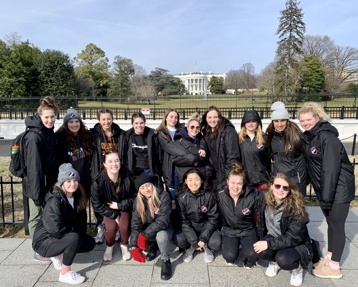 PacificJWHL's tweet photo. Sunshine &amp; Great Times in Washington DC @JWHL #ChallengeCup https://t.co/GwhhClwjXY