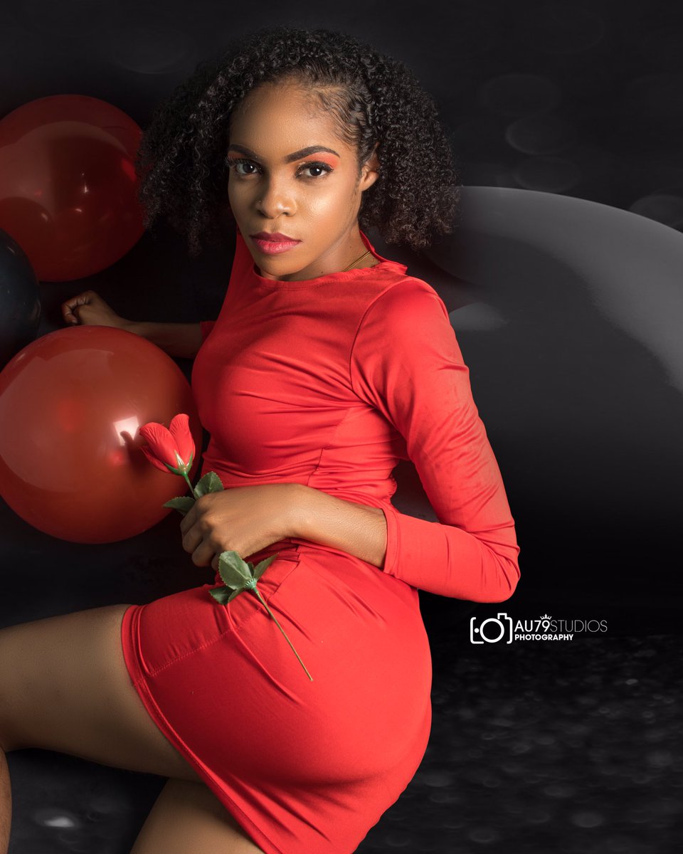 layne_michael79's tweet photo. I can’t blame gravity for falling in love ❤️
#happyvalentinesday #love #reddress
Model @kady_kkz
Photographer @michael_layne_79
#canonphotography #portraitphotography #model #au79 #au79studios #purple #glowup #au79studiosphotography https://t.co/VPRBBU4SM0