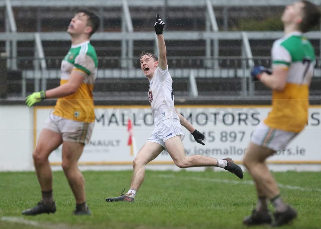 rob_cribbin's tweet photo. When a picture paints a thousand words. Quality snap from Dave Barrett. https://t.co/J3Y7YJh2gE