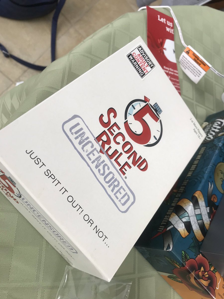 TokenGaymer's tweet photo. Playing #LanternsDice and #5SecondRule! https://t.co/SBma6izLa2