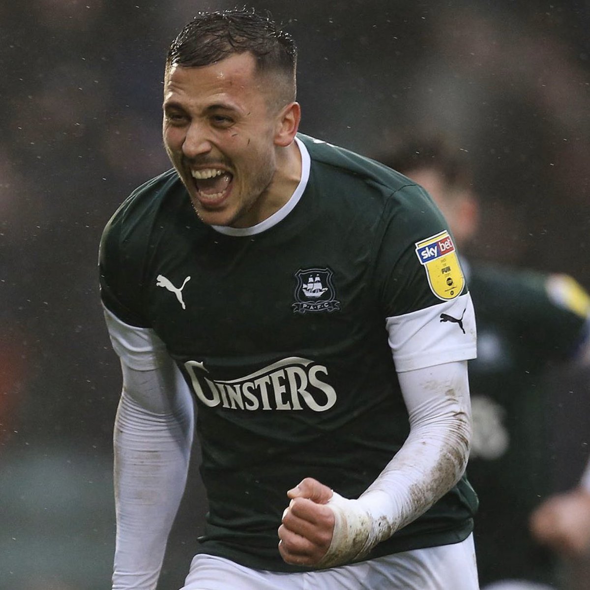 BoSondrup's tweet photo. For how long can we keep this ladโs service at Argyle? ๐ค๐
Guess heโs out of contract in the summer and will attract some sort of attention from other clubs.
Fingers crossed that Lowe has a plan to keep him at Argyle ๐ค๐ป
#makehimcaptain https://t.co/EU2HLzbghL