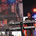 dezi fingazz tweet media