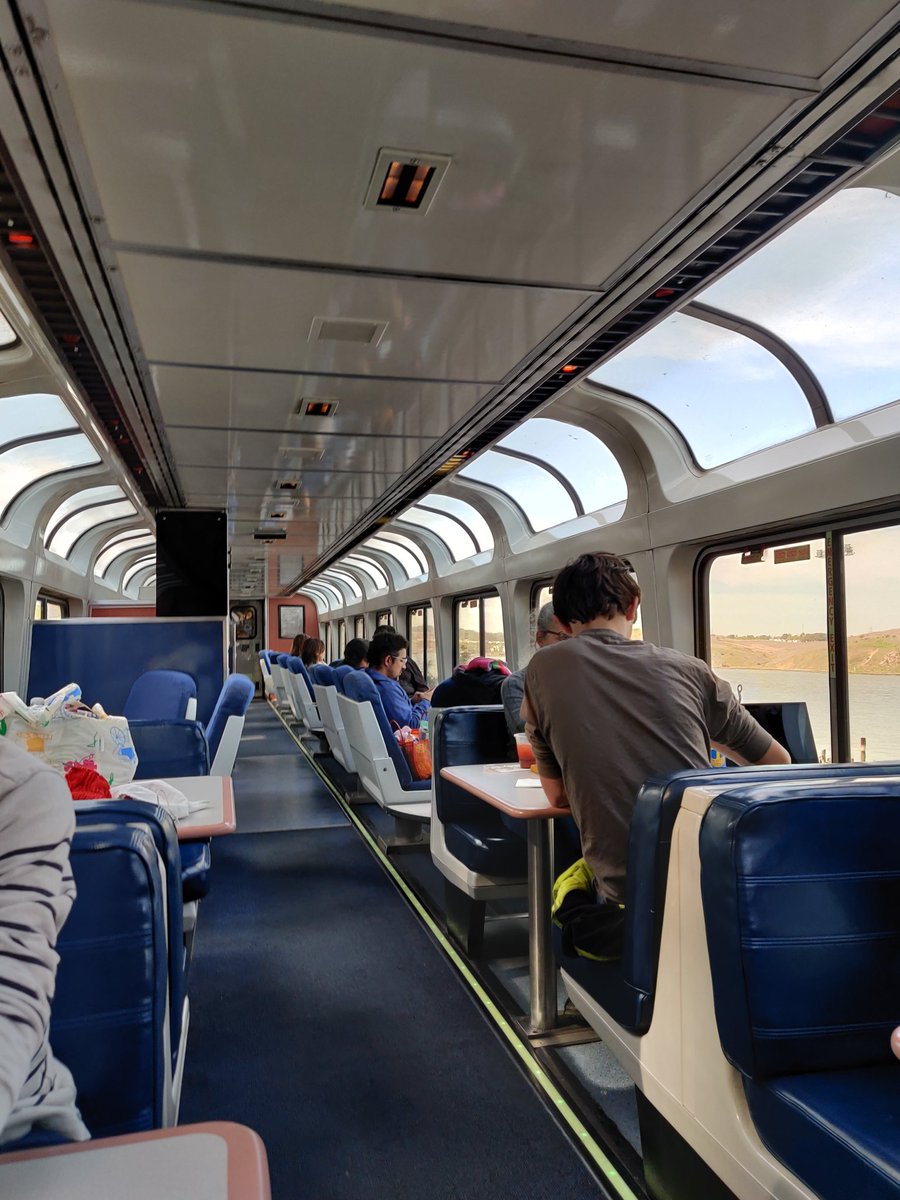 Yu Chen Hou tweet media