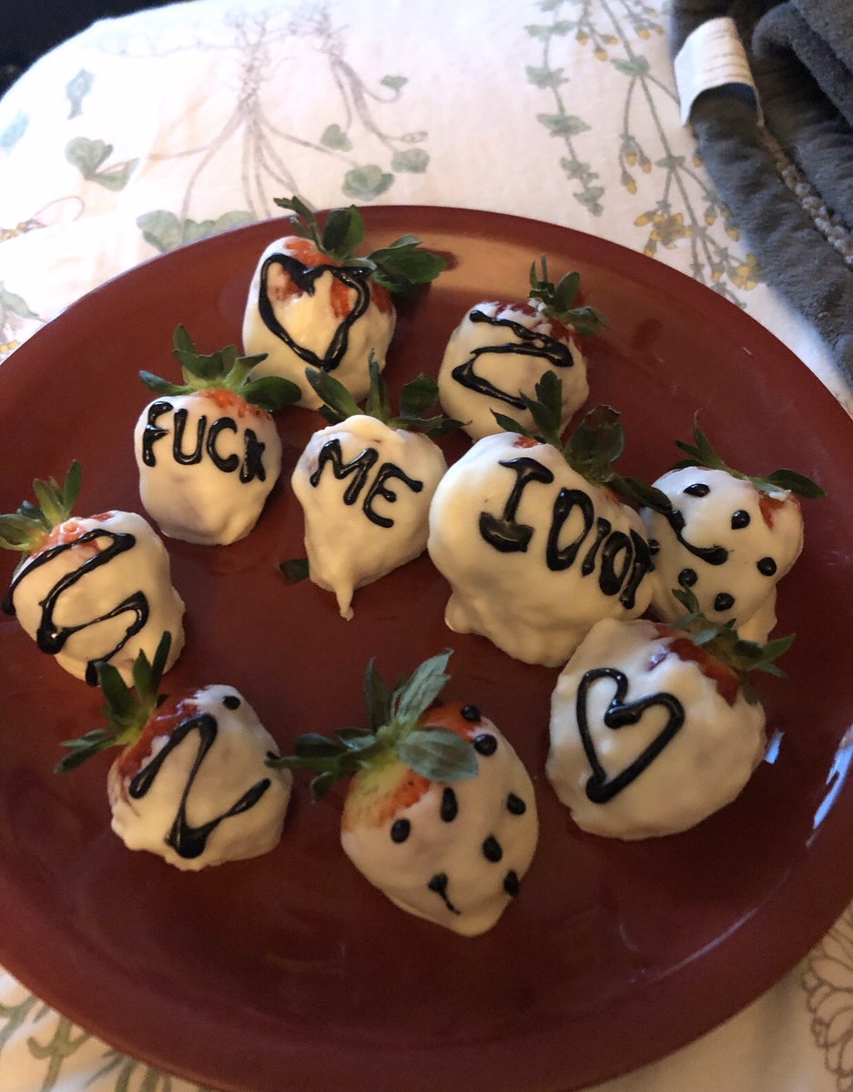 kadieyourlady's tweet photo. my friend spent 6382 hours planning things to do for her mans for valentine’s day and this is what she came up with https://t.co/ZWqtniNbPt