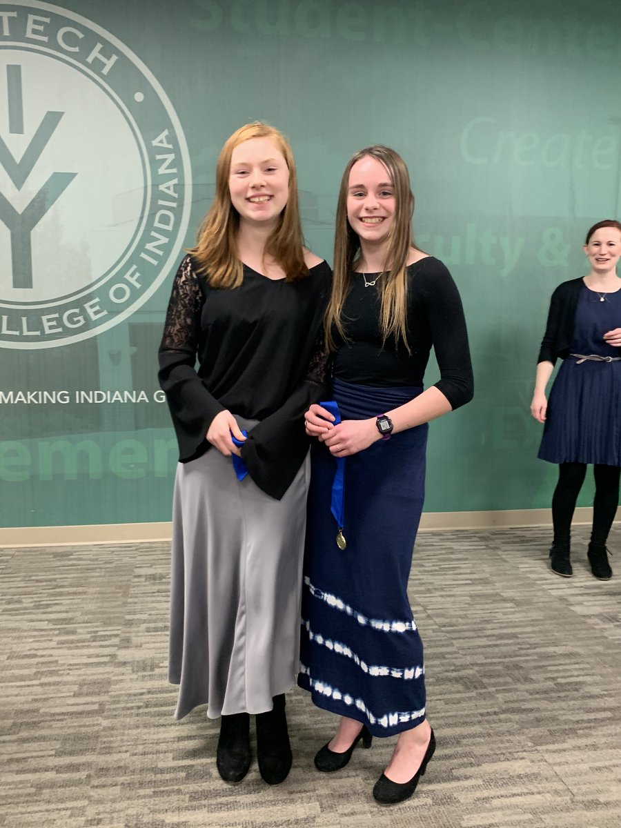 Kels_Wertz's tweet image. @DeKalbHS @DeKalbNewTech #WorldBio @IndianaHistory @NationalHistory Medalists:

Damone Bragg- ACD special award &amp;amp;STATE QUALIFIER

Lucas Button - Allen County Fire Fighters Association special award &amp;amp; STATE QUALIFIER
  
Jacquelyn Davenport &amp;amp; Abby DeTray - STATE QUALIFIERS