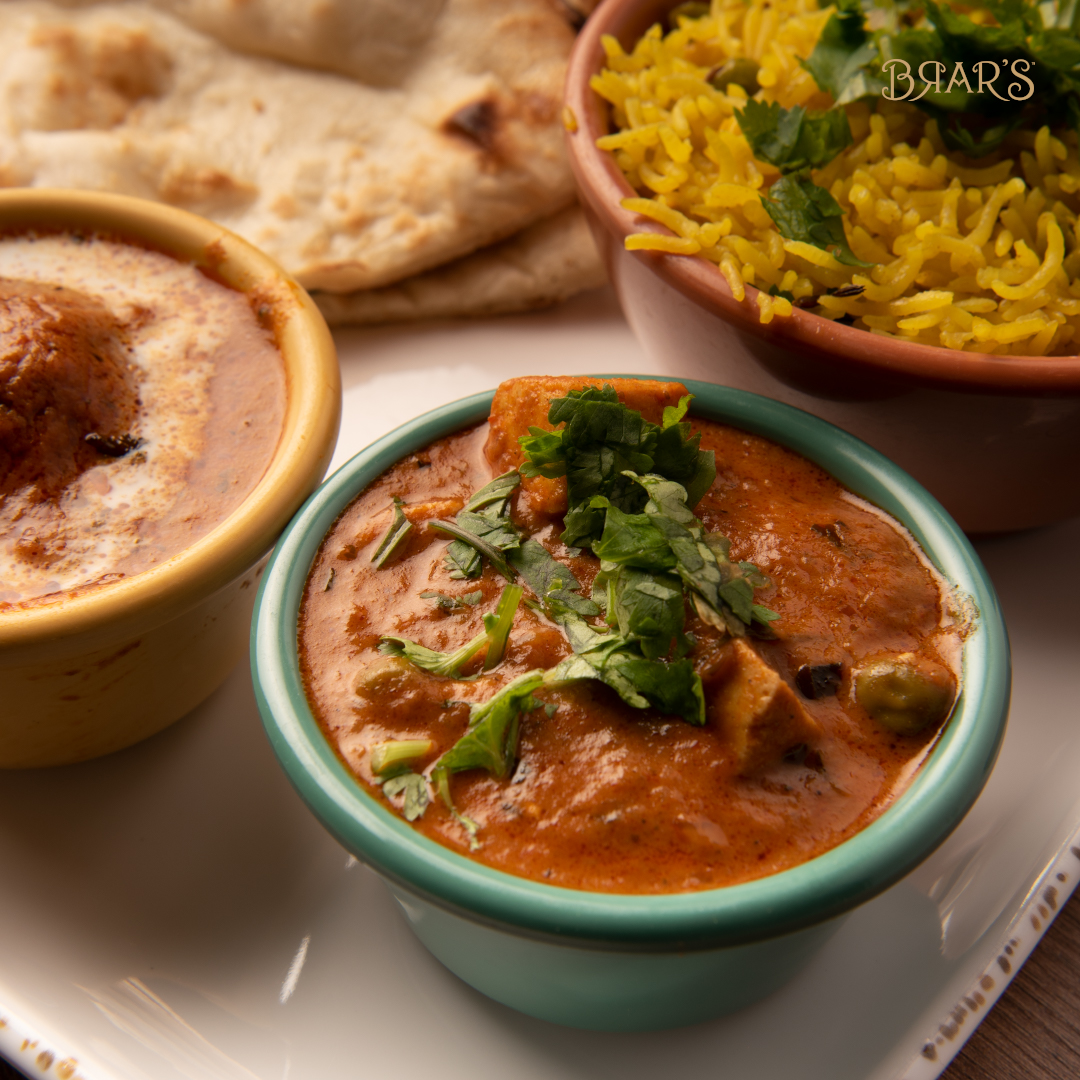 BrarsRestaurant's tweet photo. Feast like royalty on our incredible Thali. You can customize it with curries of your choice!

#Food #Brarsfoodculture #hungry #Tasty #Foodporn #Brampton #Foodgasm #Foodie #Vegetarian #Toronto #Desi #GTA https://t.co/K15wFoC8c5