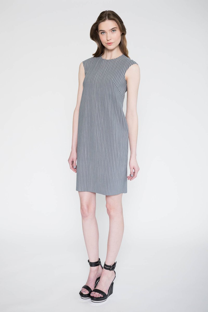 mariapinto's tweet image. Feeling bold in the AZURE blue styles from the #M2057 Spring I collection. Vote for your favorite style on our story.