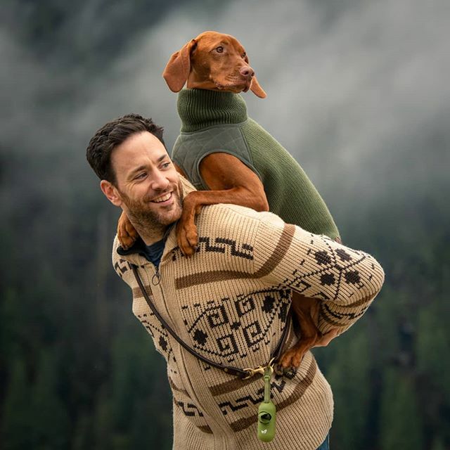 Whiskeythev's tweet photo. Looking forward to every day spent with these two💗
#earthrated #neverstopwagging @earthrated https://t.co/KiHtBnvcim