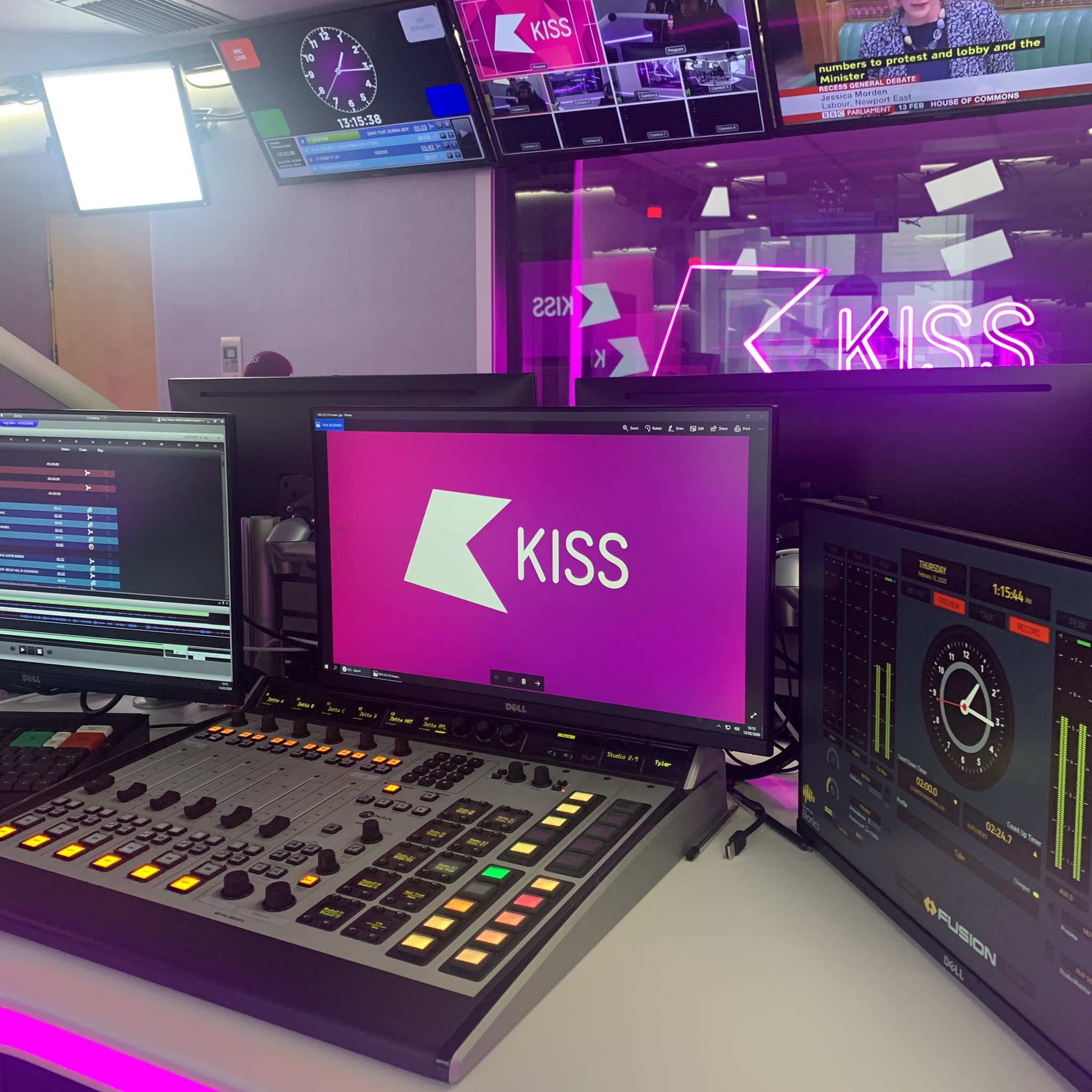Kiss fm sale uk
