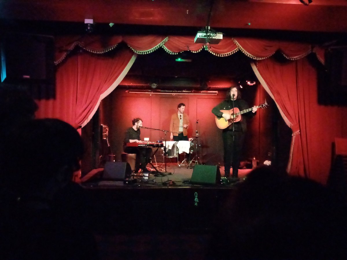 chunky66's tweet photo. Stefan Murphy, on stage at The Workmans Club, Dublin, with Paddy Hanna &amp; Daniel Fitzpatrick. 
@WorkmansDublin @stefanmurphyat1 @THEMIGHTYSTEF @Paddyhanna @wearebadhands 
#StefanMurphy #TheMightyStef #gig #music #livemusic #OldSeaLegs #BrianBarron https://t.co/FHLXQBMrlj