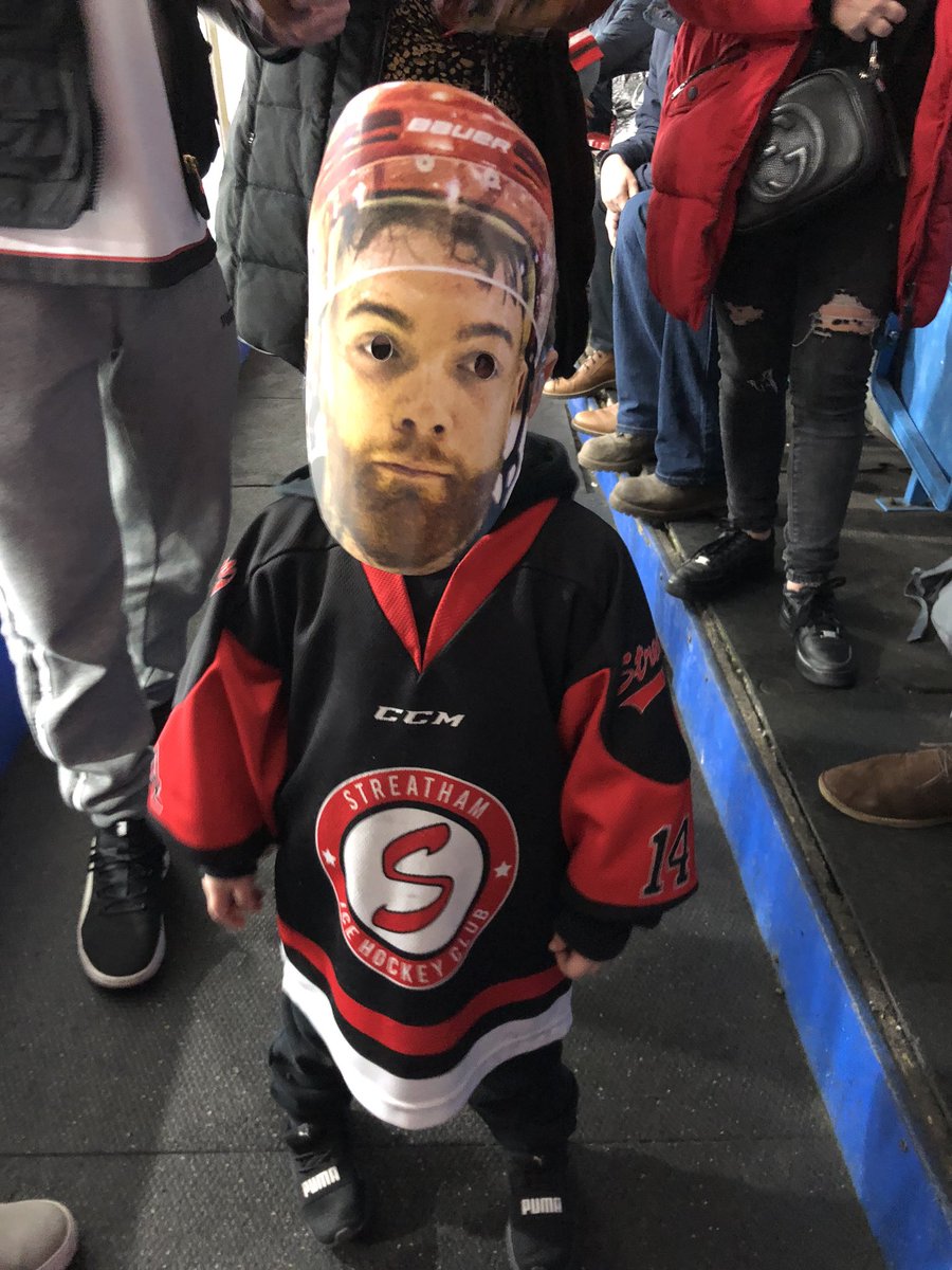 Little Miles🏒🏒🏒🏒🖤❤️<a href="/Bmilesy10/">Brandon Miles</a> <a href="/StreathamHockey/">Streatham IHC London</a>