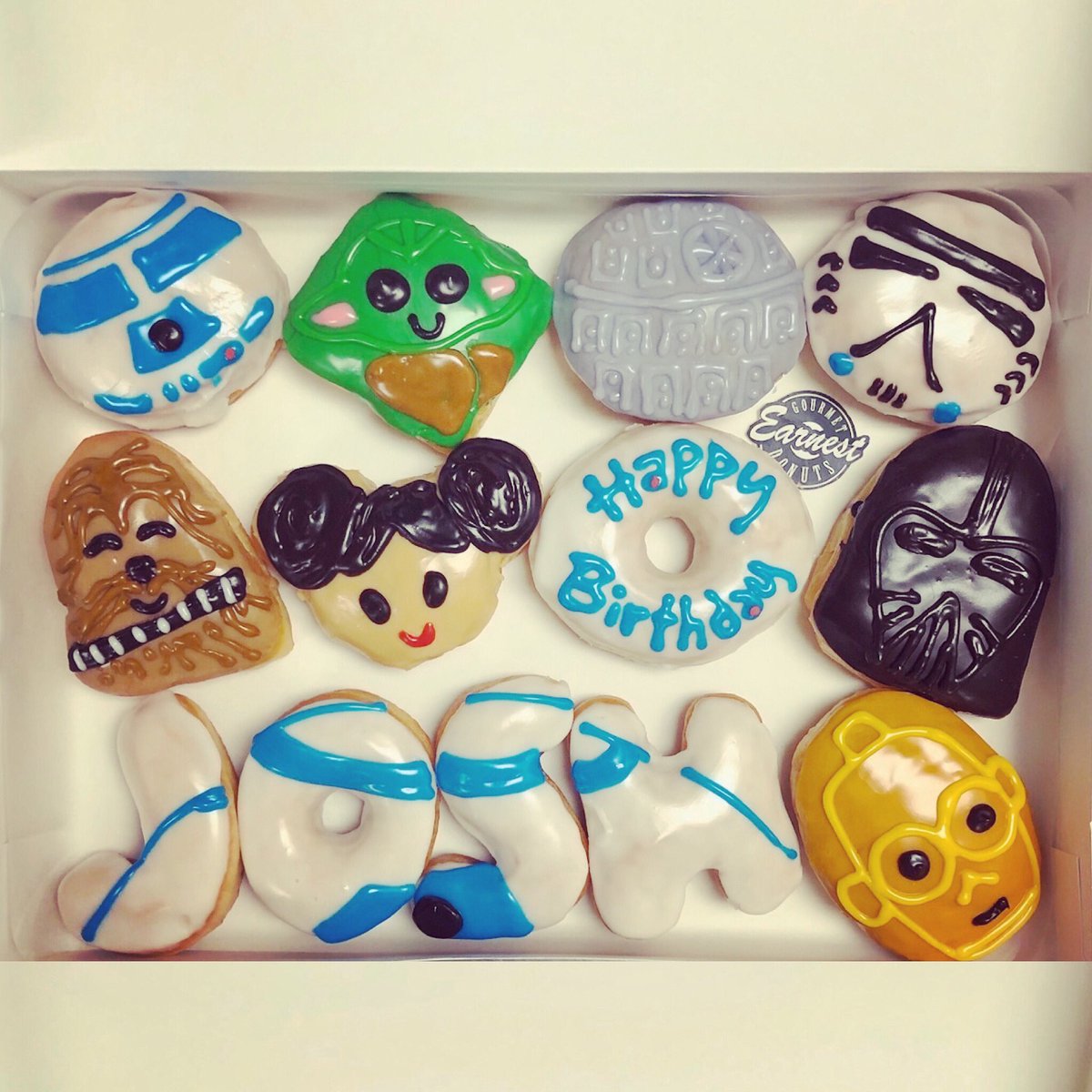 EarnestDonuts's tweet photo. Wishing you a very happy birthday, Josh!
#earnestdonuts #earneststarwarsdonuts #earnestmessagedonuts #customdonuts #specialtydonuts #alphabetdonuts #gourmetdonuts #donuts https://t.co/DzV509xAOV