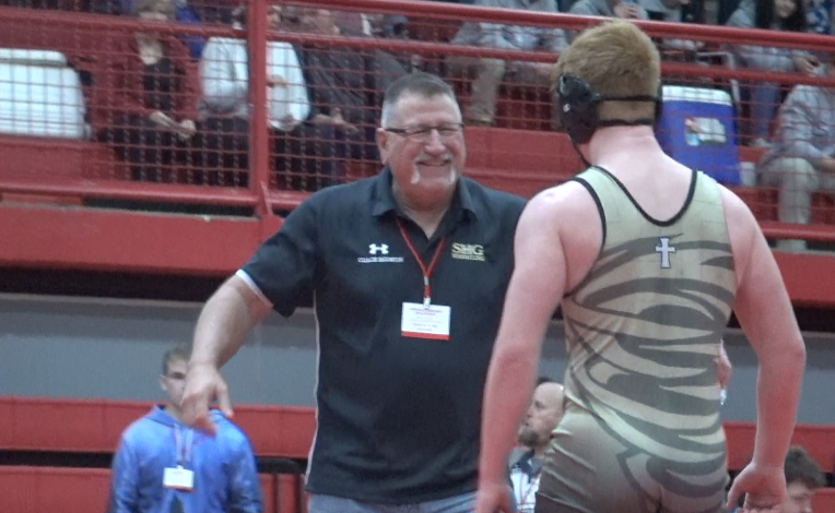 Channel1450com's tweet photo. Auburn sends Dresden Grimm, Caleb Nix, Mikel Ent, Charlie Patterson, Gervasio Marchizza, Drew Killam and Shane Trimingham to the state tournament next week. 
SHG sends Mason Clem and Reese Edwards and Rochester sends Cole Peters - 
https://t.co/pjBdCCm4bB https://t.co/shx5CnIiXs