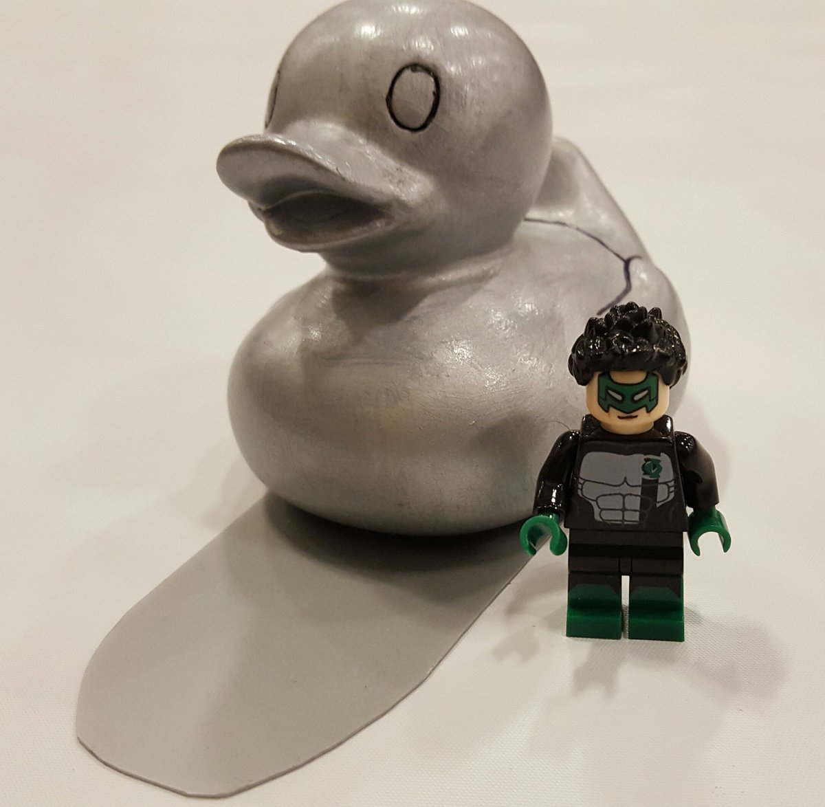 ronmarz's tweet photo. Comic fans in Dallas do, in fact, give a duck. And a Kyle. @ComicsDallas https://t.co/huVLiS306i