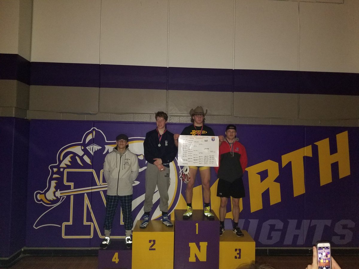 JCarroll11's tweet photo. 160 pound podium https://t.co/DZWwCkT2xI