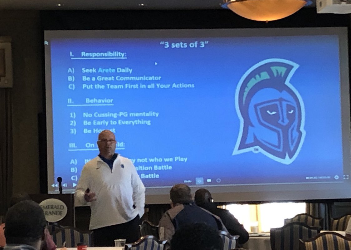 brunsonm46's tweet photo. Awesome O-Line Presentation By ⁦@ssaulnier1⁩ #Great Coach #First Class Guy #National Championship Coach ⁦@robarmstrong41⁩ ⁦@PeteShinnick⁩ https://t.co/kvM1bGSNw2
