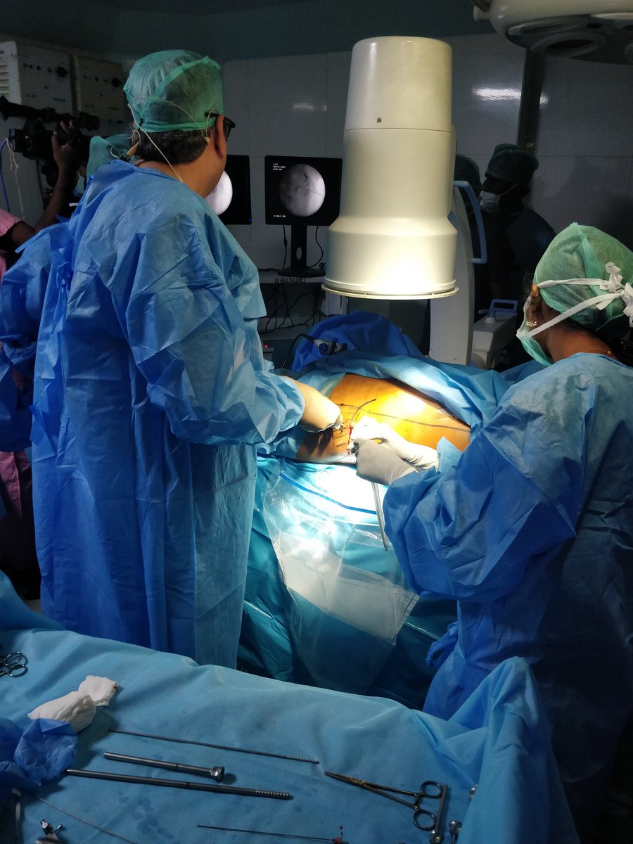 drkarthicknagan's tweet photo. #TRUEENDOCON2020
@ArunkumarDr  demonstrating Supine PCNL to 150+ enthusiastic audience
@Govinduro2 @Vikramsridhara2 @doctorvenki @so_uro https://t.co/a3YBDEuPsf