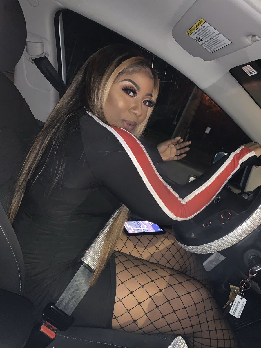 NiaFloyd5's tweet image. Can you handle all this ??