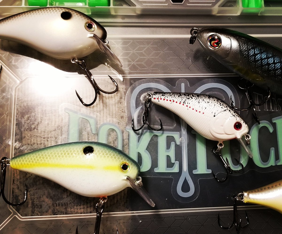 Kmadmanfishing's tweet photo. When you gotta have the best hooks in the market you switch them all to Vector hooks. Go to https://t.co/eAIx6gf5ND and order some today. @VectorHooks #vectorhooks #teamvector #teamvectorhooks #fishingislife #bassnation #bassfishingnation #bassfishing #tournamentgrade https://t.co/tWCeR4EHg2