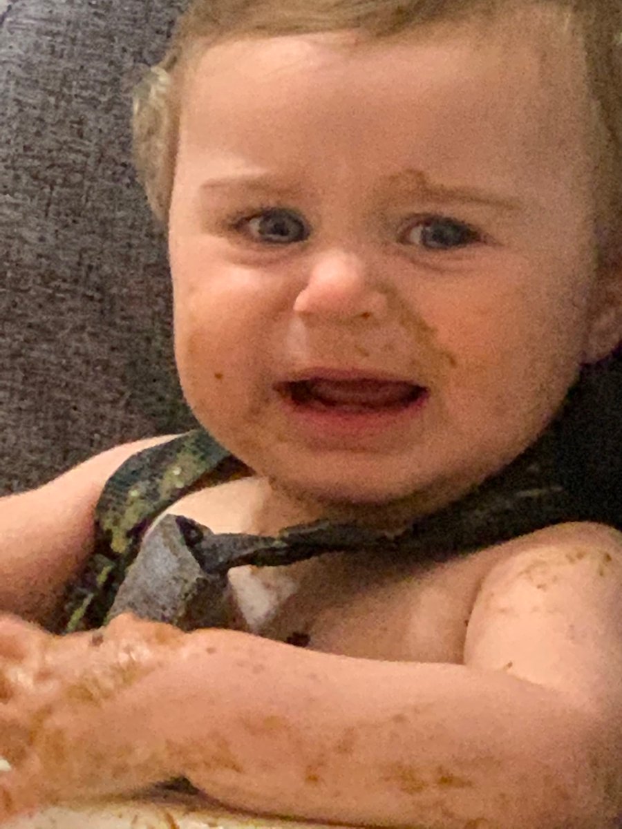 girllbread's tweet photo. how I feel about my life currently https://t.co/c3CaNMCaKe