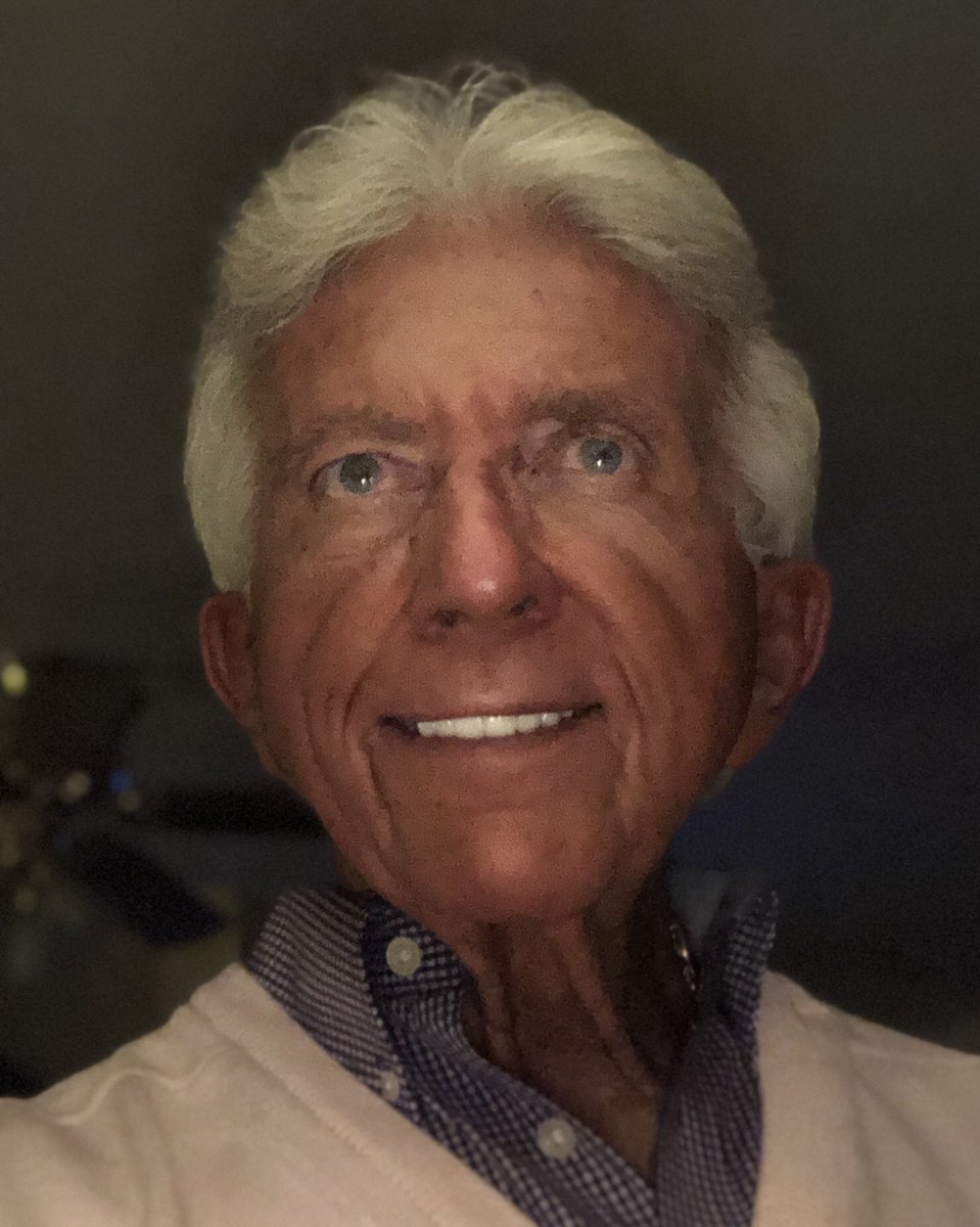 bobbybrown719's tweet photo. Does ANY of my #FANtasticTWITTER Fans have a CLUE, where are my glasses. It’s DIFFICULT to FIND them. YEP, that’s WHY I have worn them for years! I bet my #ForeverFriend #DogTheBountyHunter could FIND them. WAIT, a little bird said #DOG is about to #NABaFUGITIVE with #FilmCrew??? https://t.co/o8O7a3wvcc