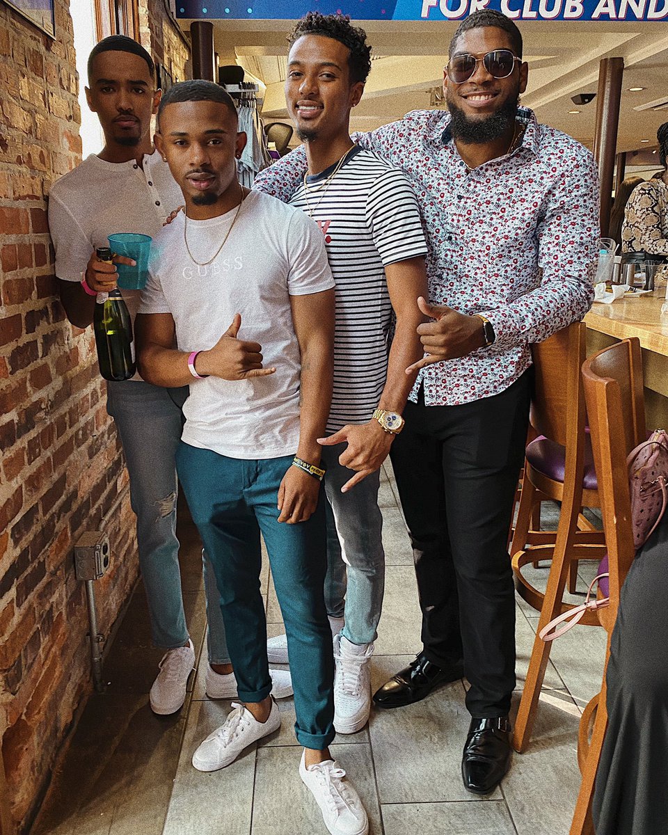 KenBCoo's tweet photo. Straight to the top #LongLiveT3 https://t.co/SJNlB9lGGL