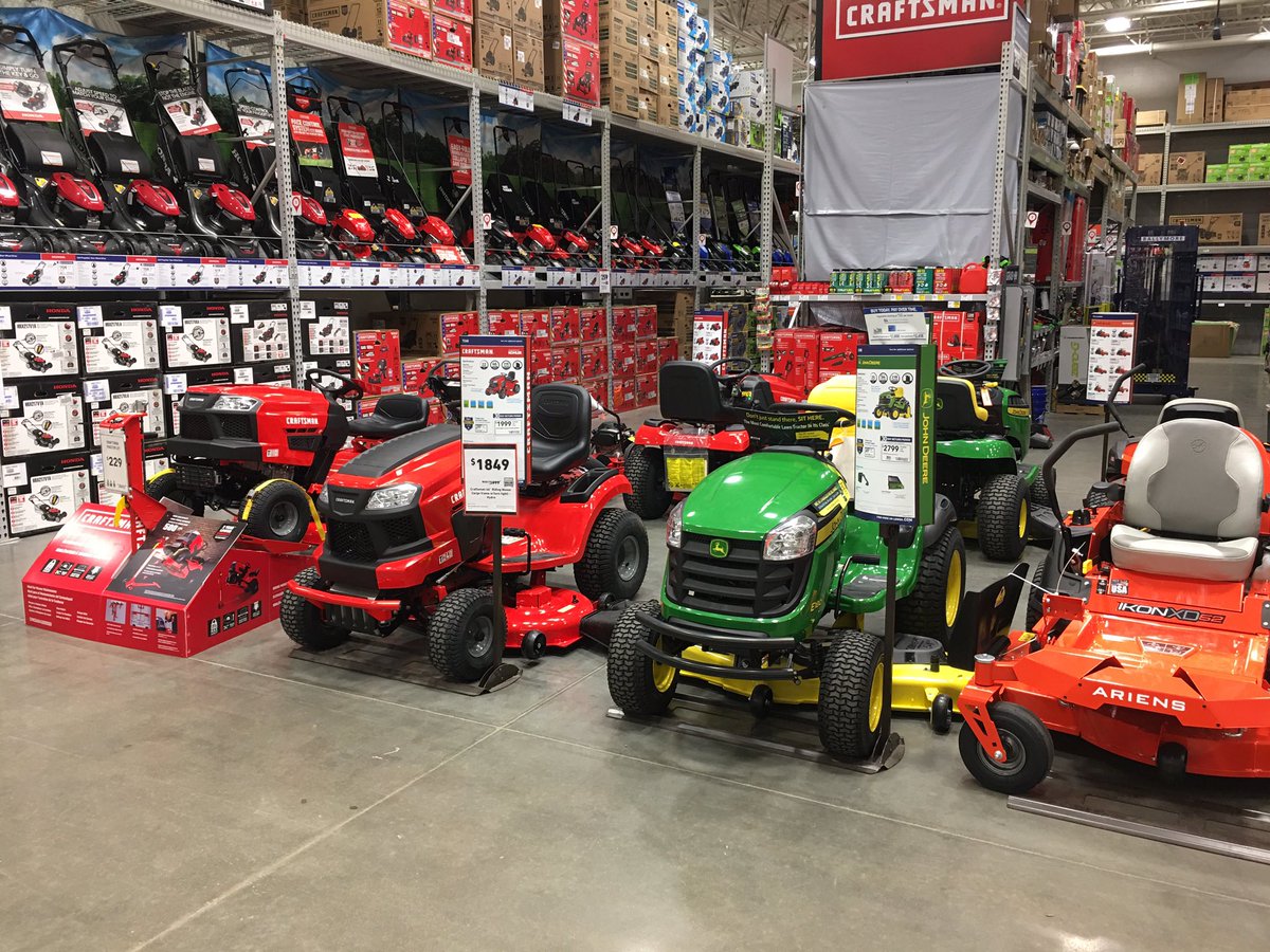 Ladies and gentlemen, this is how you go from good to GREAT! Check out 1869’s seasonal drop zone! Great job to Zach, Laura, and the inside seasonal team! Just an amazing job👏👏💪 #goodtogreat #1869 <a href="/Lowes/">Lowe's</a> <a href="/RecoWatson/">Reco Watson</a> <a href="/RobertJ55597237/">Robert Jefferson</a> <a href="/CogdellJoel/">Joel Cogdell</a>